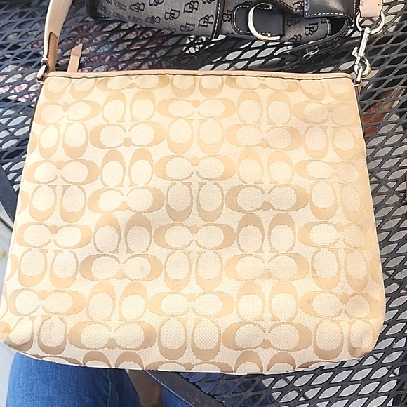 Coach Crossbody pink - Picture 8 of 9